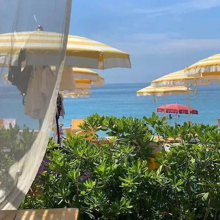 Appartamento Cozy Seaside Retreat With Sea View & Pool *